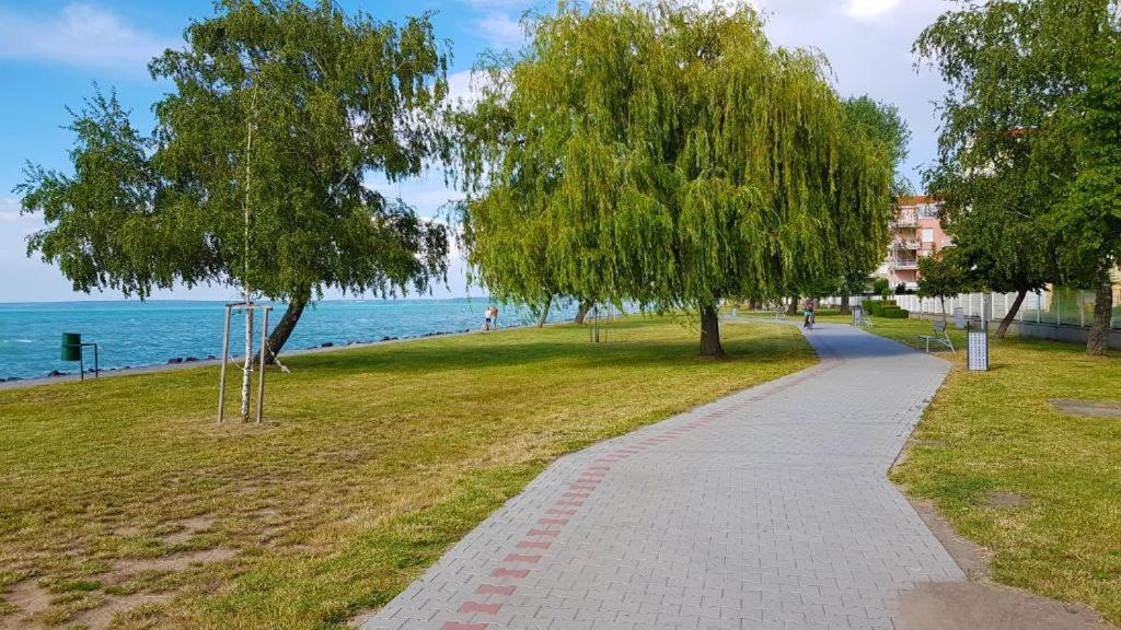 Gruber Apartman Siófok Exterior foto